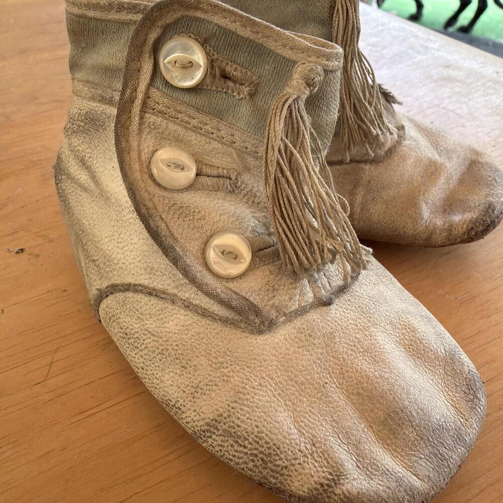 The Unbranded Brand Kids' Cream First-shoes-baby-shoes - Picture 6 of 7